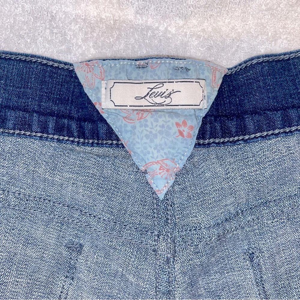 LEVIS DENIM SHORTS - Picture 4 of 9
